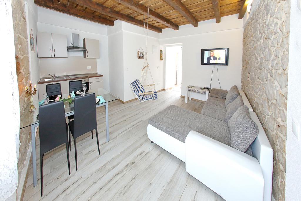 Didovi Dvori Apartment Bibinje Bilik gambar