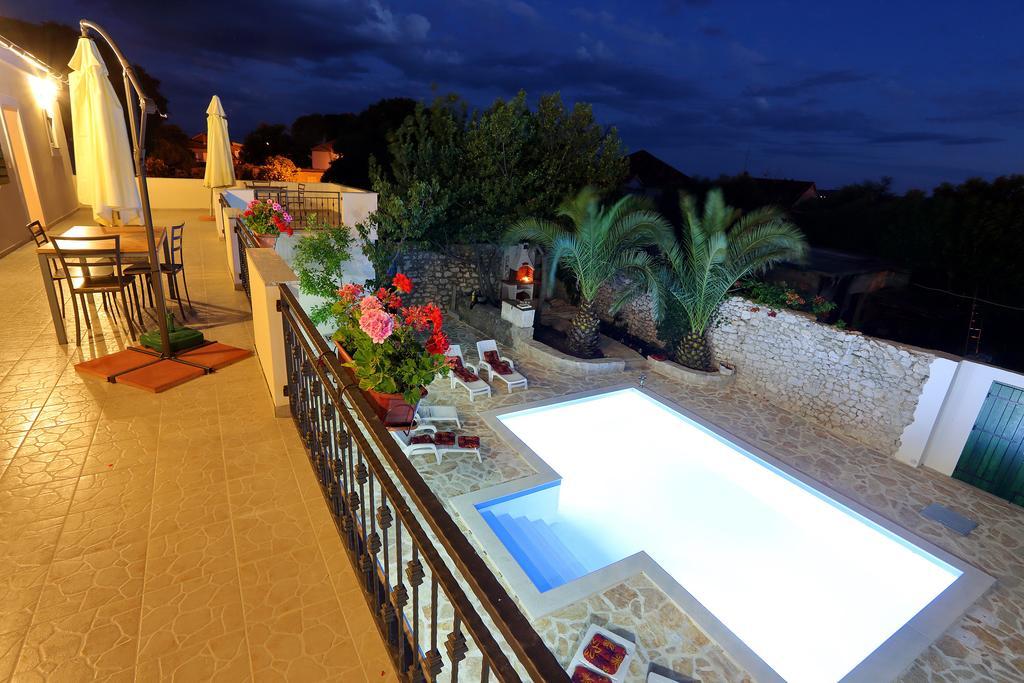 Didovi Dvori Apartment Bibinje Bilik gambar