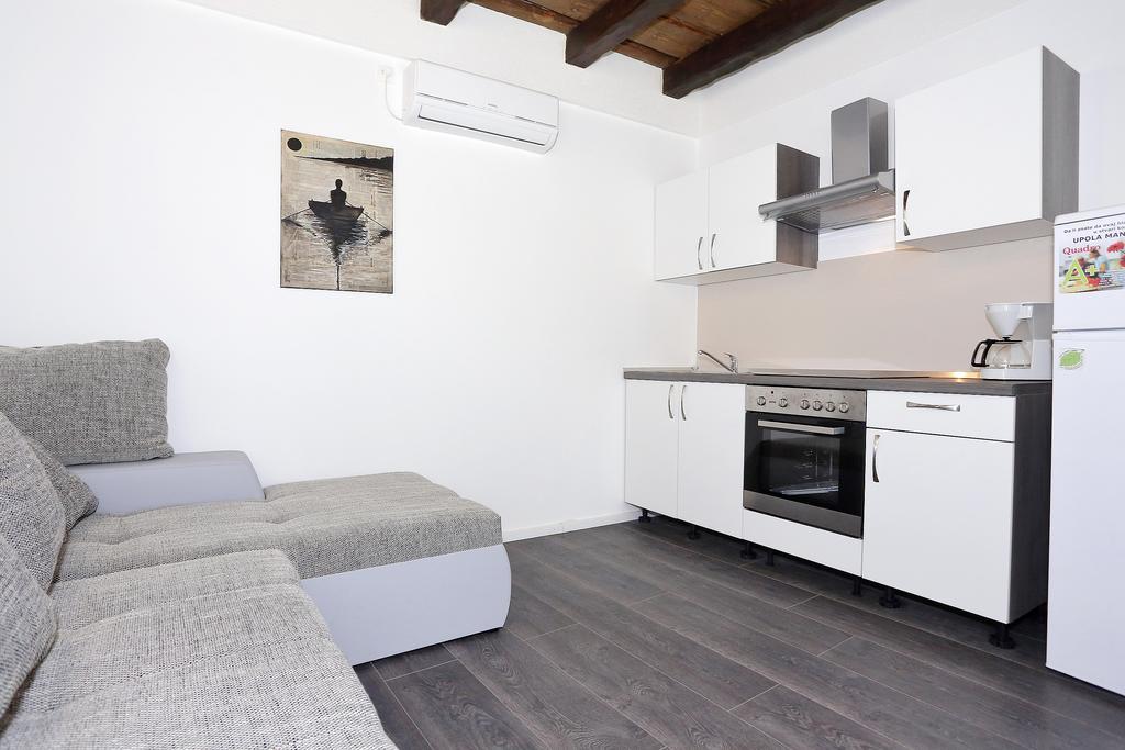 Didovi Dvori Apartment Bibinje Bilik gambar