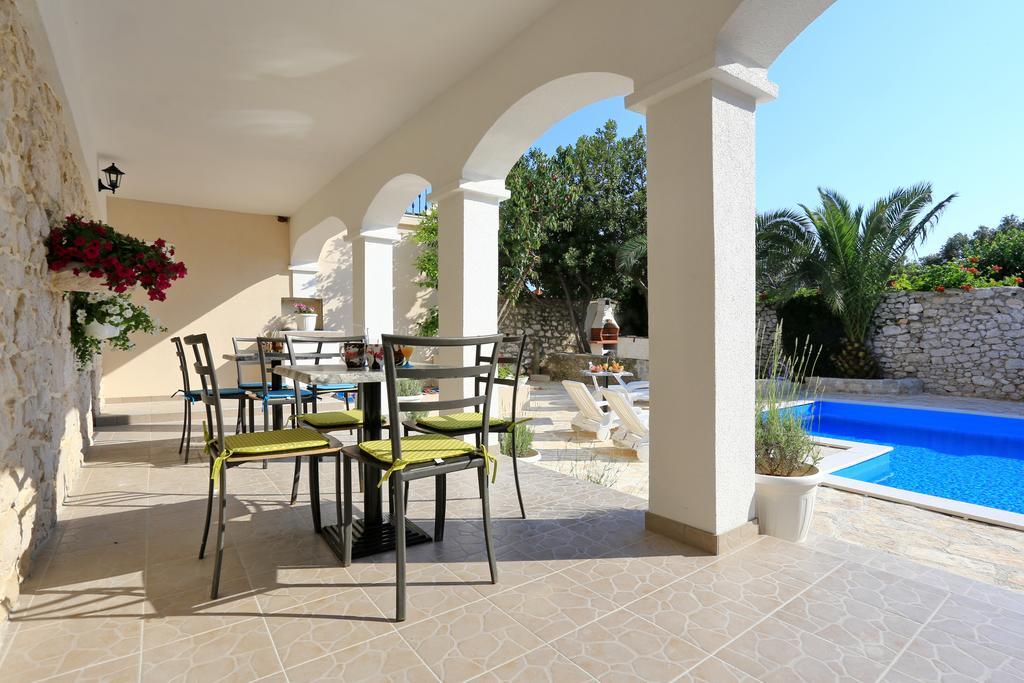 Didovi Dvori Apartment Bibinje Bilik gambar